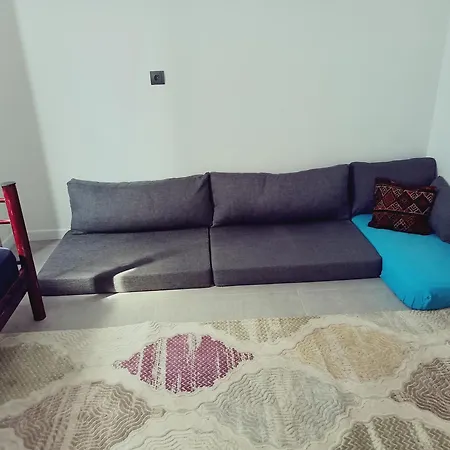 아파트 Kuzine Garden